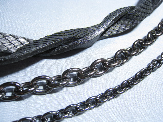 シルバーアクセサリー メンズ レディース ユニセックス　パワーストーン スカル アニマル レザー クラウン ペアー　リング ブレスレット ネックレス ピアス ウオレット チェーン コード ロープ Bizarre ビザール ドメスティック ブランド 東京 ビザールギャラリー 