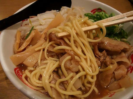徳福の極太麺