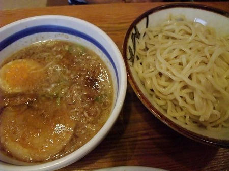 常勝軒 つけ麺 小 (麺200g)