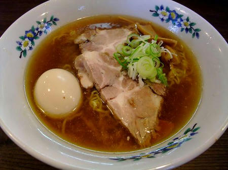 雷文 肉玉ラーメン
