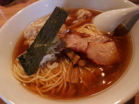 支那そば なかじま わんたんそば(醤油)