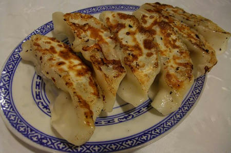 中国ラーメン揚州商人　餃子