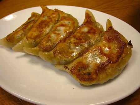 金春(コンパル) 餃子