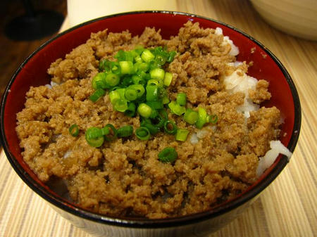 燵家製麺 豚そぼろごはん小