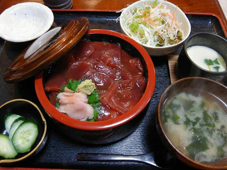 お食事処 樹　まぐろ漬け丼