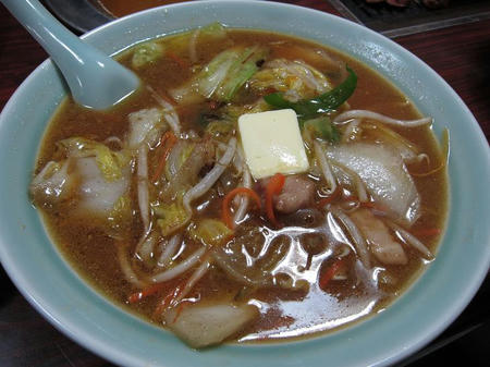 おおつき食堂　味噌バターラーメン