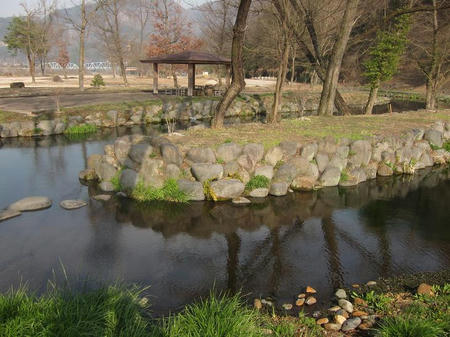 東吾妻町親水公園