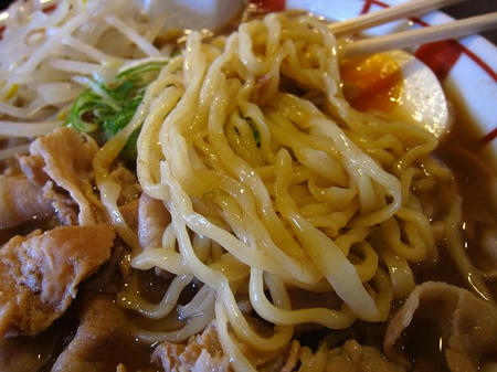 飛騨高山中華そば やまと 太麺