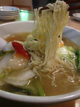 満菜館　広東麺