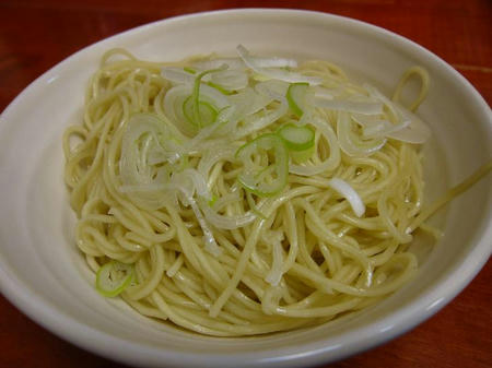 前橋とんこつ 味楽留 替玉