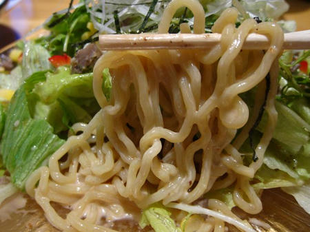 麺処 くいしん坊 らーめんサラダ