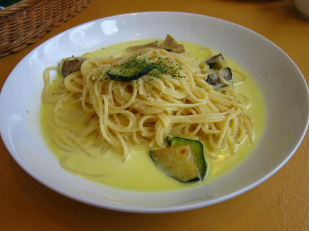 パスタ&地産野菜 マットーネ 夏野菜のクリーム