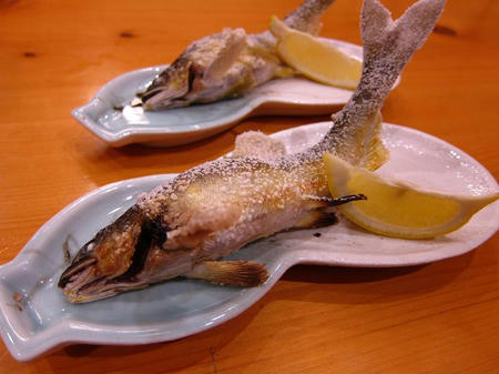 けい月　鮎塩焼き