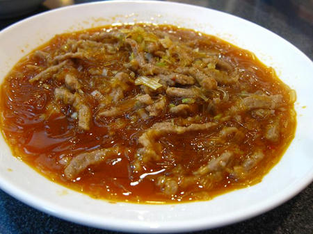 中華料理 四川 牛肉と春雨の辛子炒め