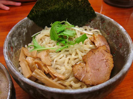 豚骨らーめん れん　燻つけ麺