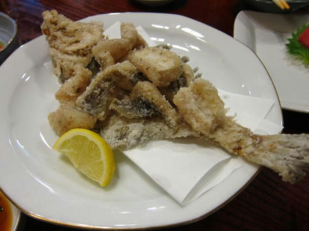 魚友 本店 カレイ唐揚げ