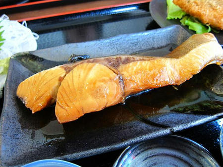 めしや 大磯港 カンパチ煮付