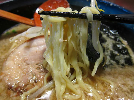 はんぐりー 平打ち麺