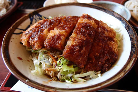 焼肉 手打ちそば 利伸