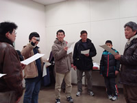 練習後コンサートについて皆の意見を聞く