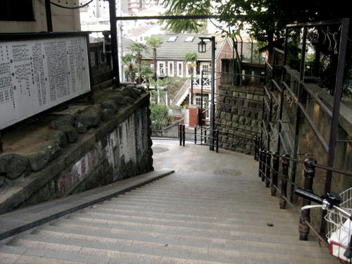 須賀神社女坂